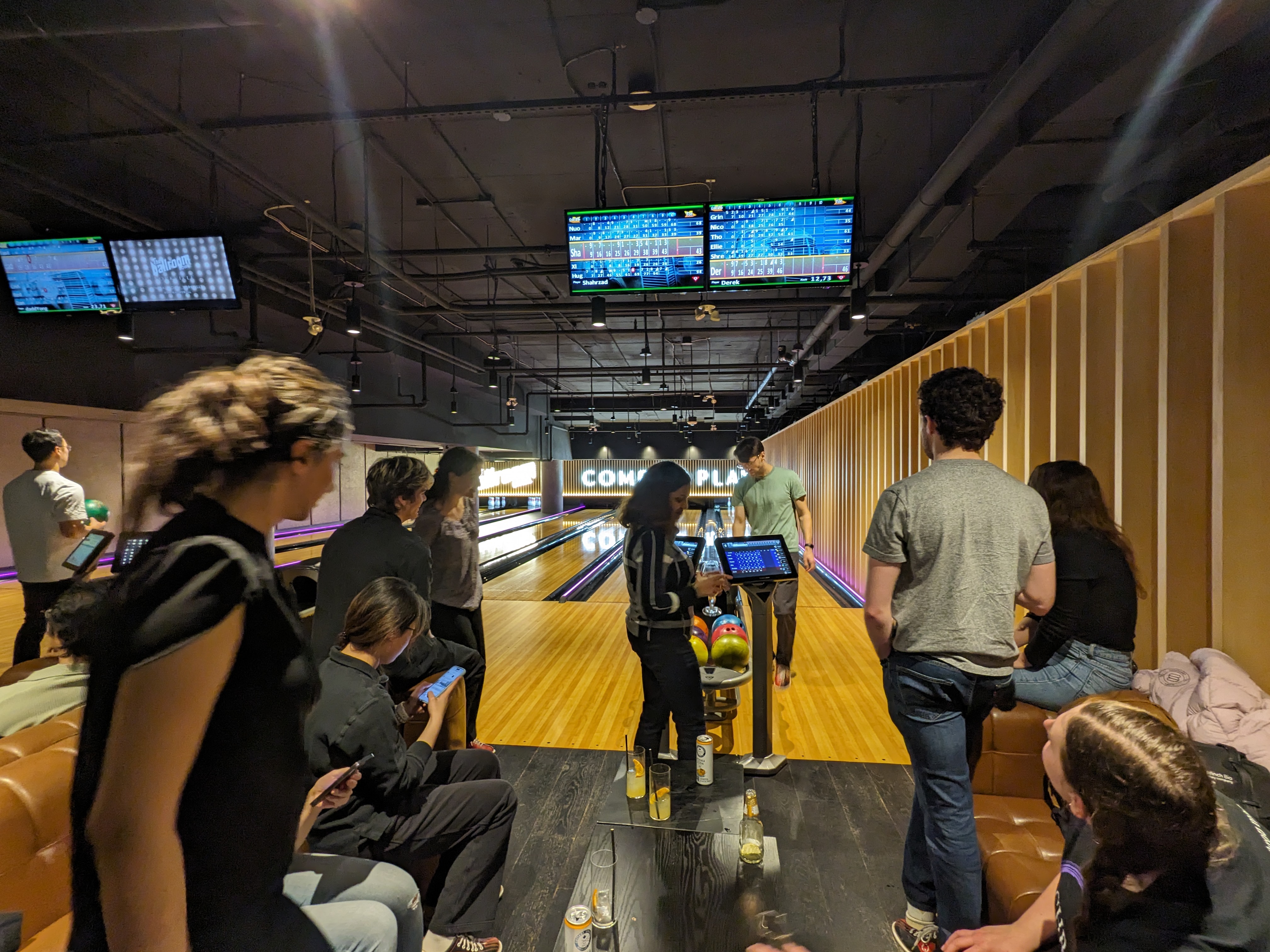 rando_bowling